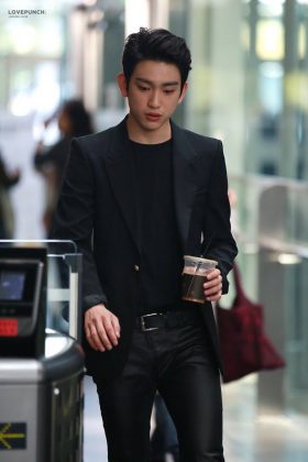 jinyoung leather lowkey